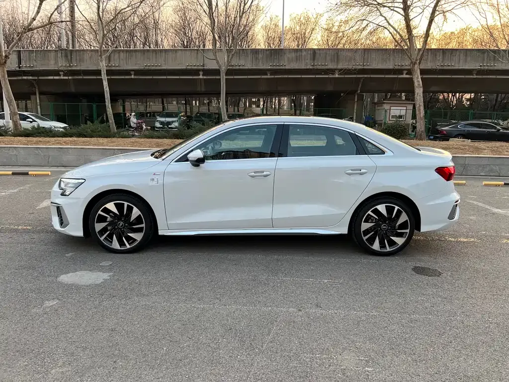 Audi A3 — фото 6