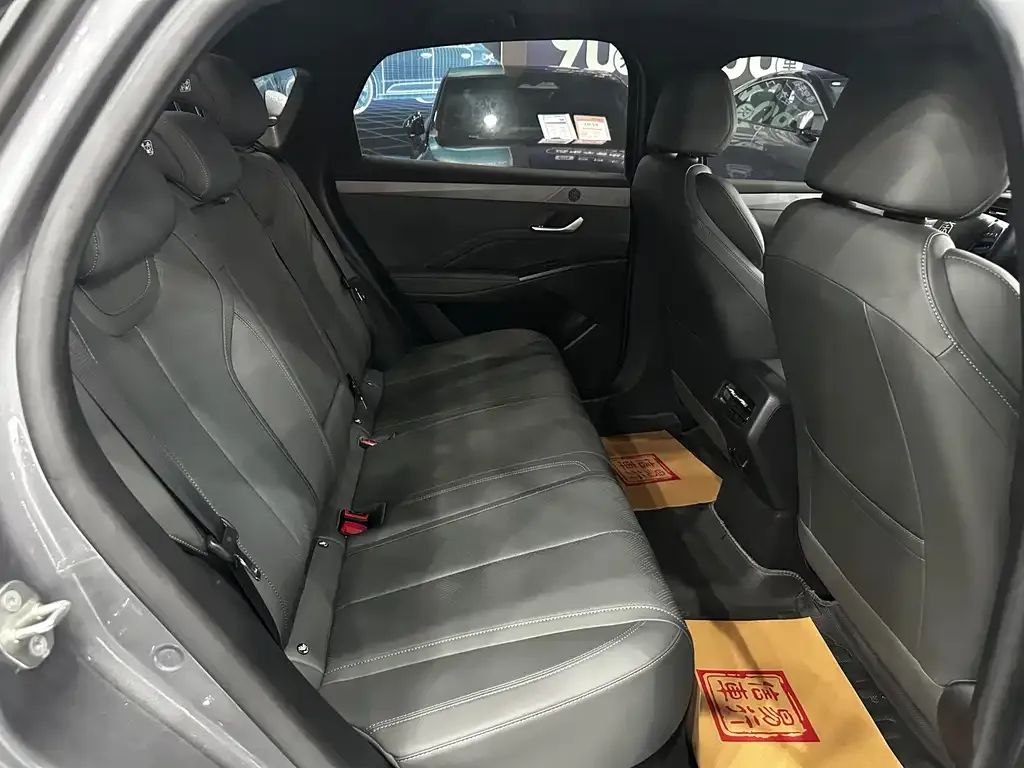 BYD Qin PLUS 2025 из CN, фото 3