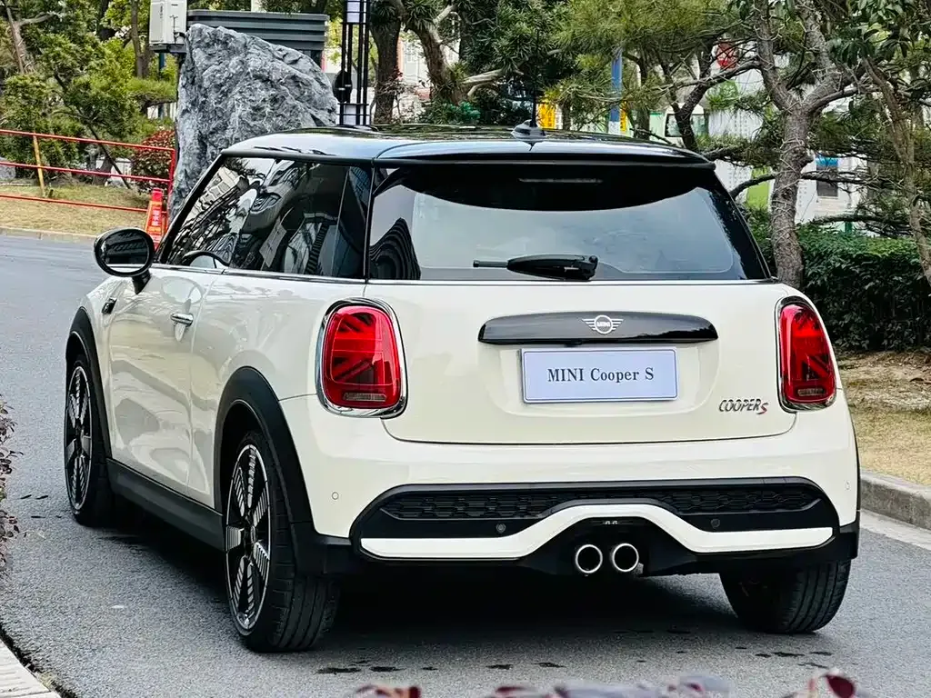 MINI Cooper (3-door) 2022 из CN, фото 10
