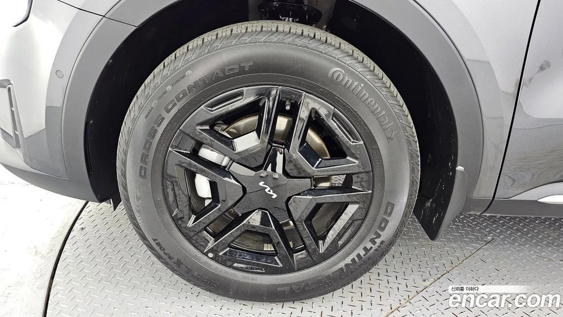 Kia Sorento — фото 9