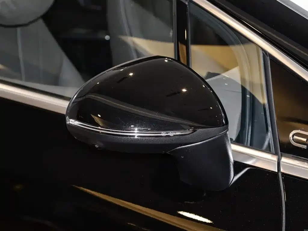 Mercedes-Benz EQE 2025 из CN, фото 3