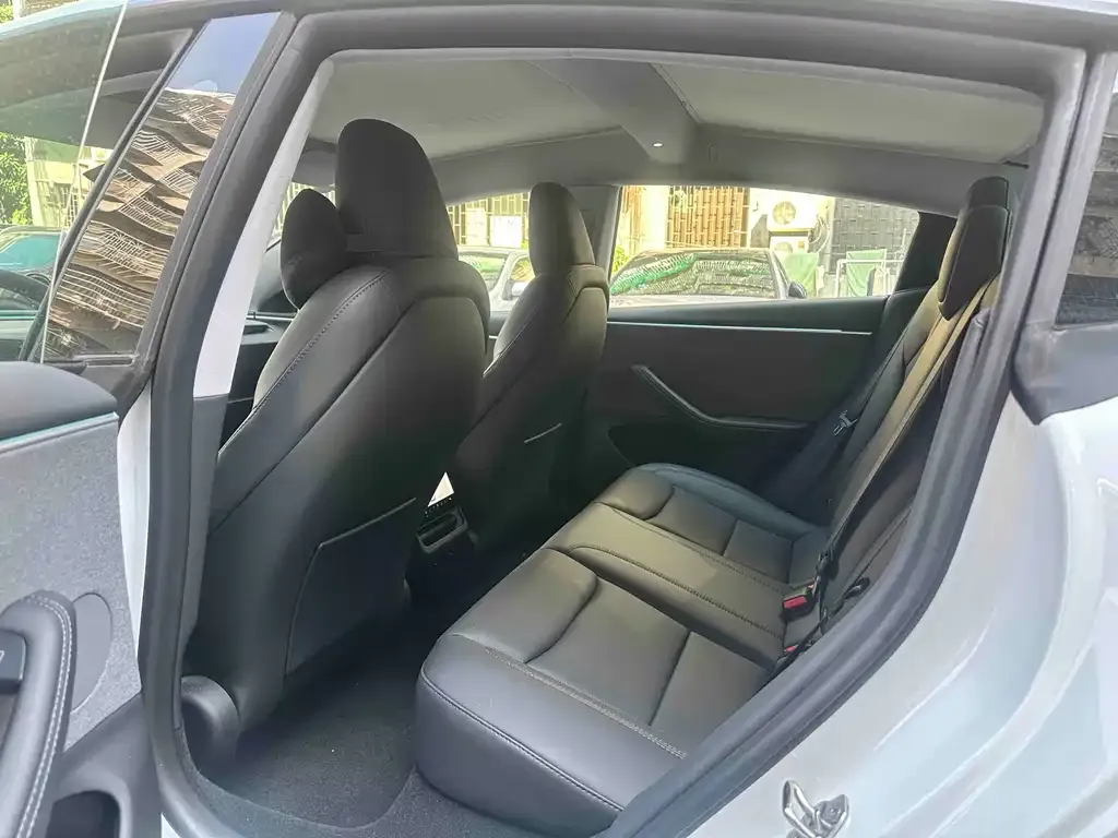 Tesla Model 3 2024 из CN, фото 5