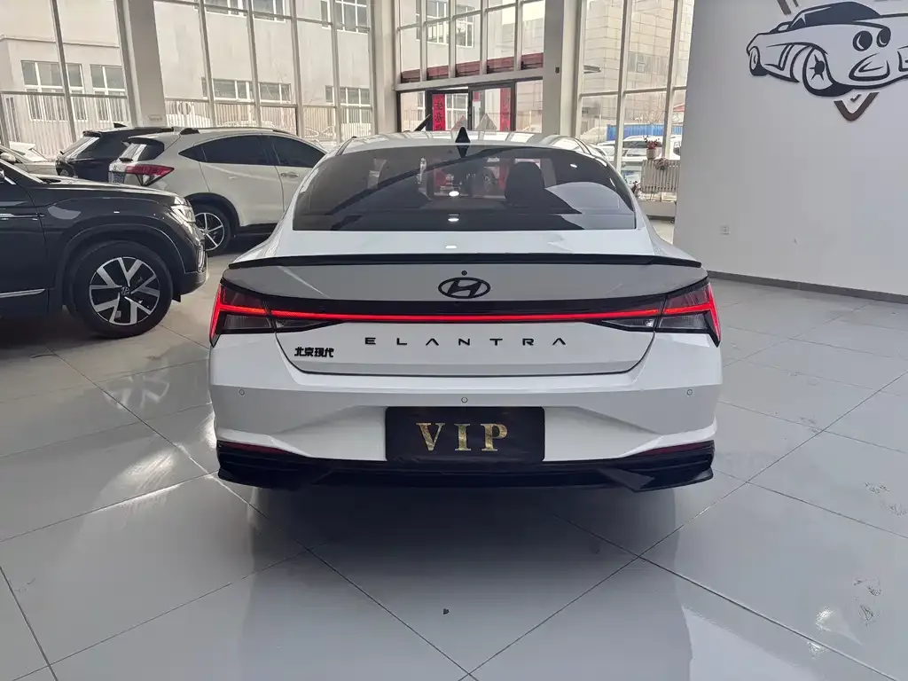 Hyundai Elantra 2024 из CN, фото 10