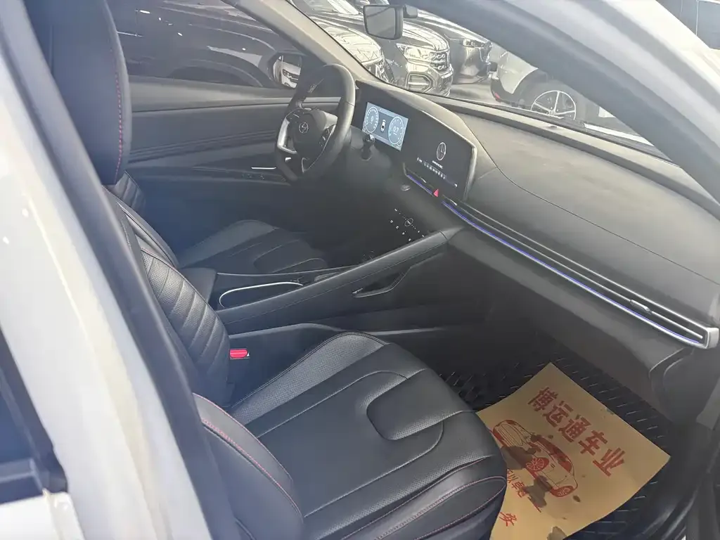 Hyundai Elantra 2024 из CN, фото 8