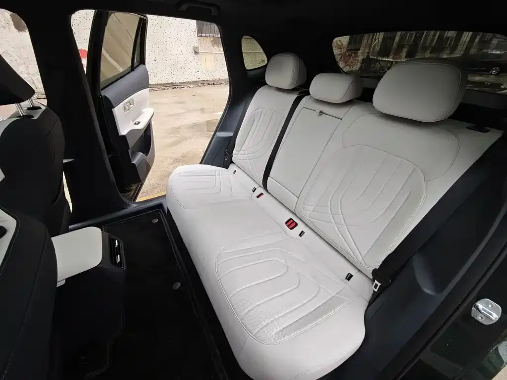 Geely 银河星舰7 2025 из CN, фото 2