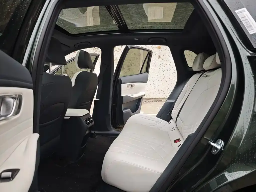 Geely 银河星舰7 2025 из CN, фото 3