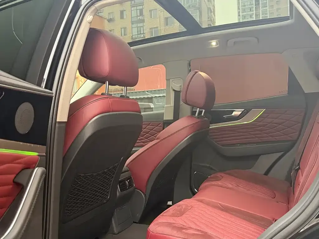 Hongqi HS5 2022 из CN, фото 2