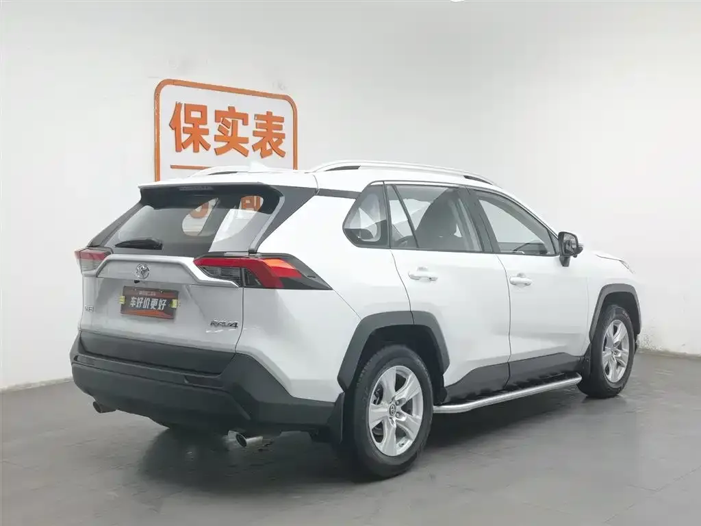 Toyota RAV4 2022 из CN, фото 7