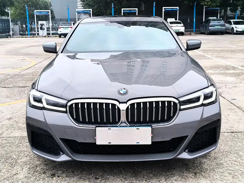 BMW 5 Series (Import) — фото 4