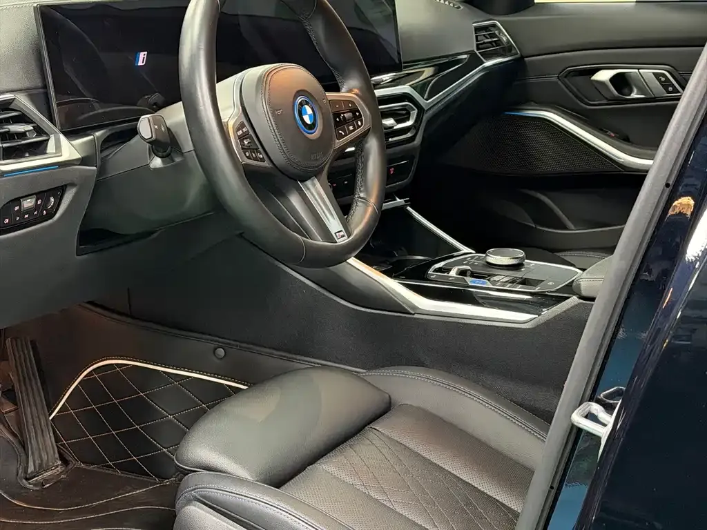 BMW i3 — фото 4