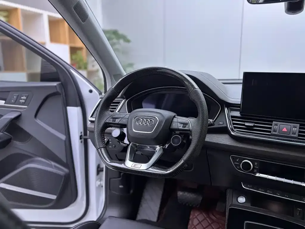Audi Q5L 2022 из CN, фото 5