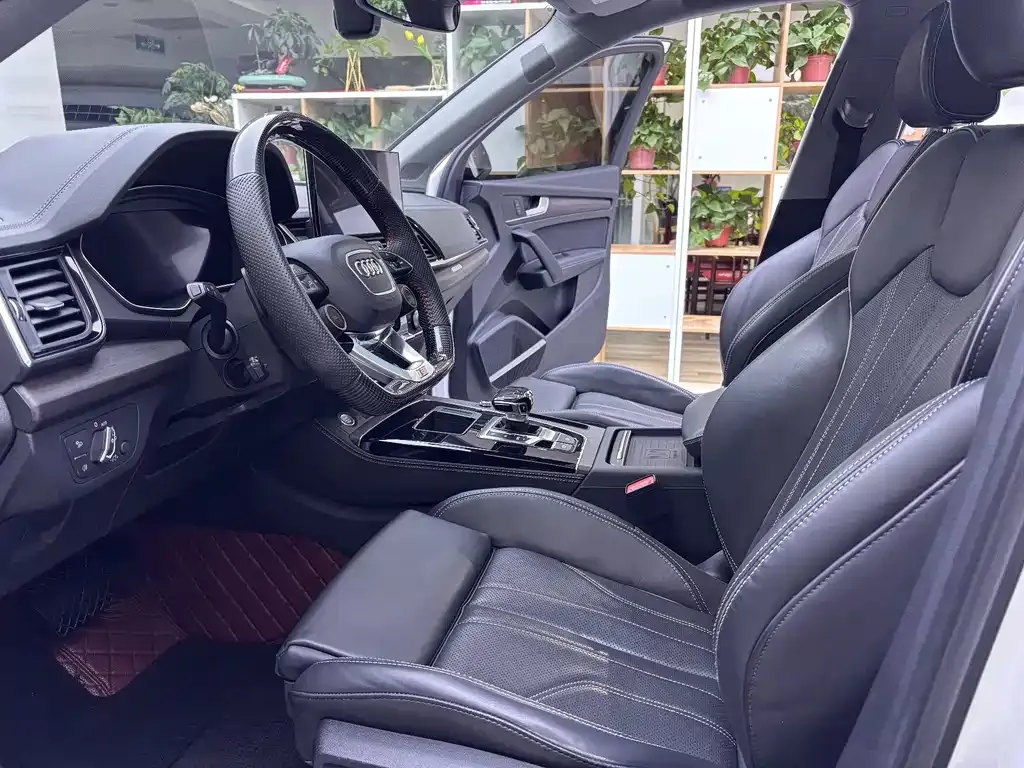 Audi Q5L 2022 из CN, фото 8