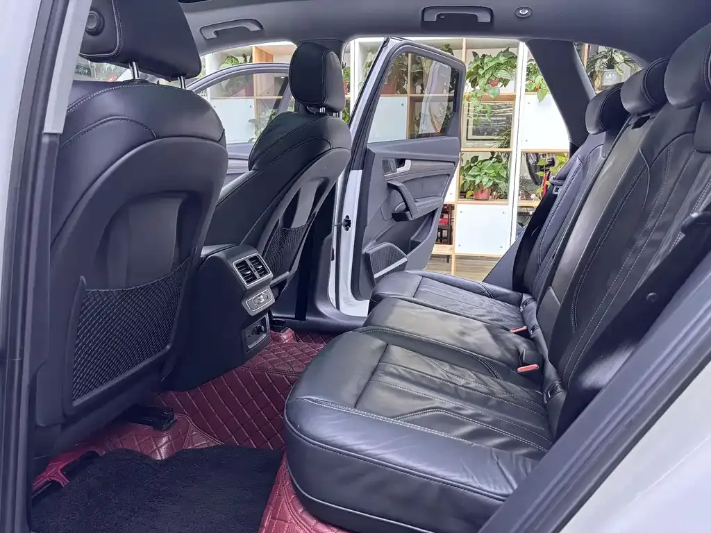 Audi Q5L 2022 из CN, фото 6