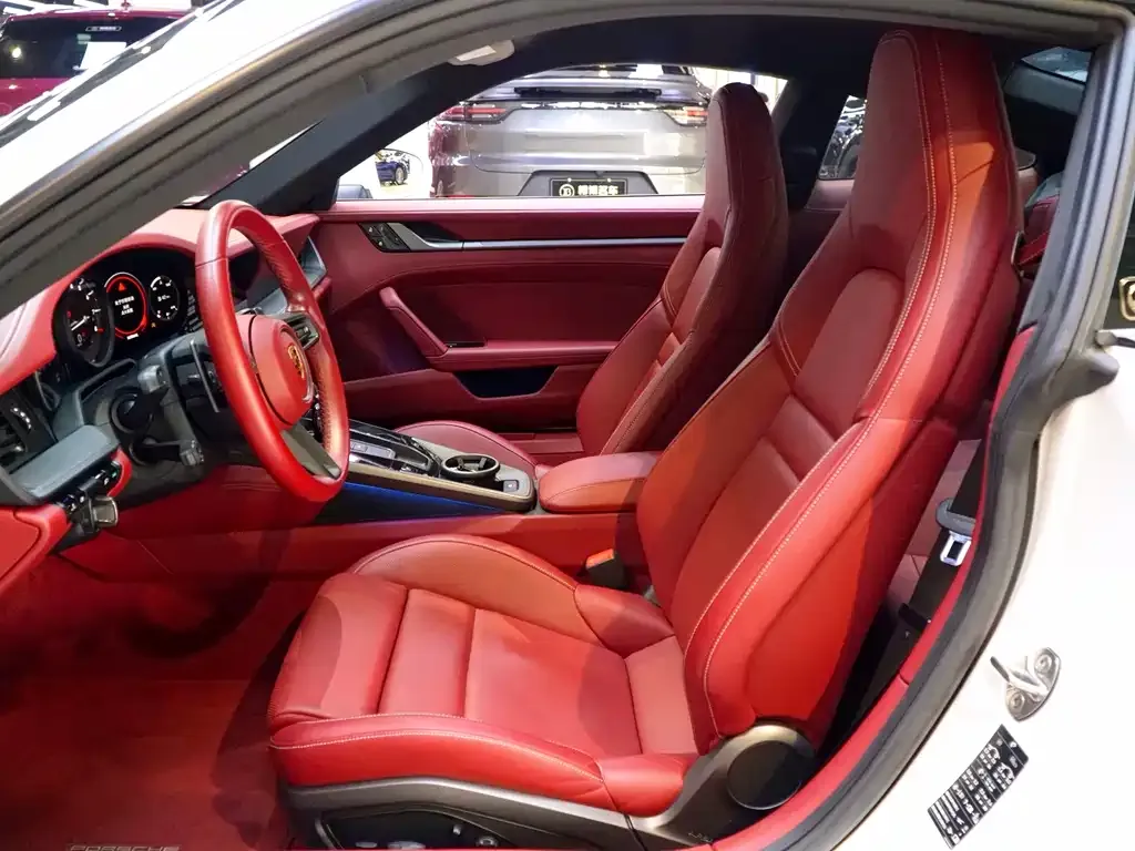 Porsche 911 2021 из CN, фото 10