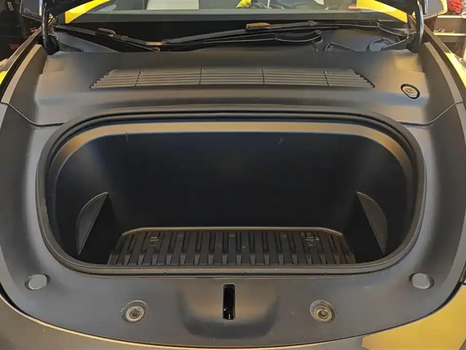 Tesla Model Y 2024 из CN, фото 9