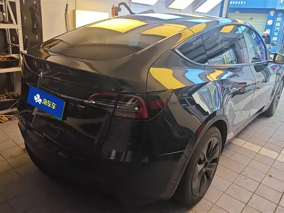 Tesla Model Y 2024 из CN, фото 5