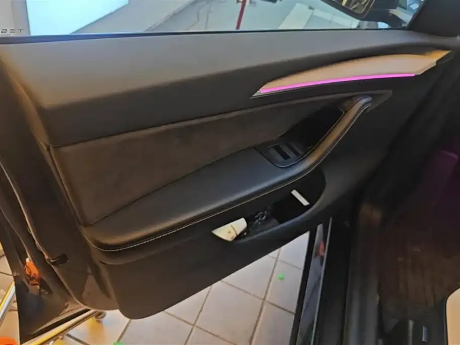 Tesla Model Y 2024 из CN, фото 8