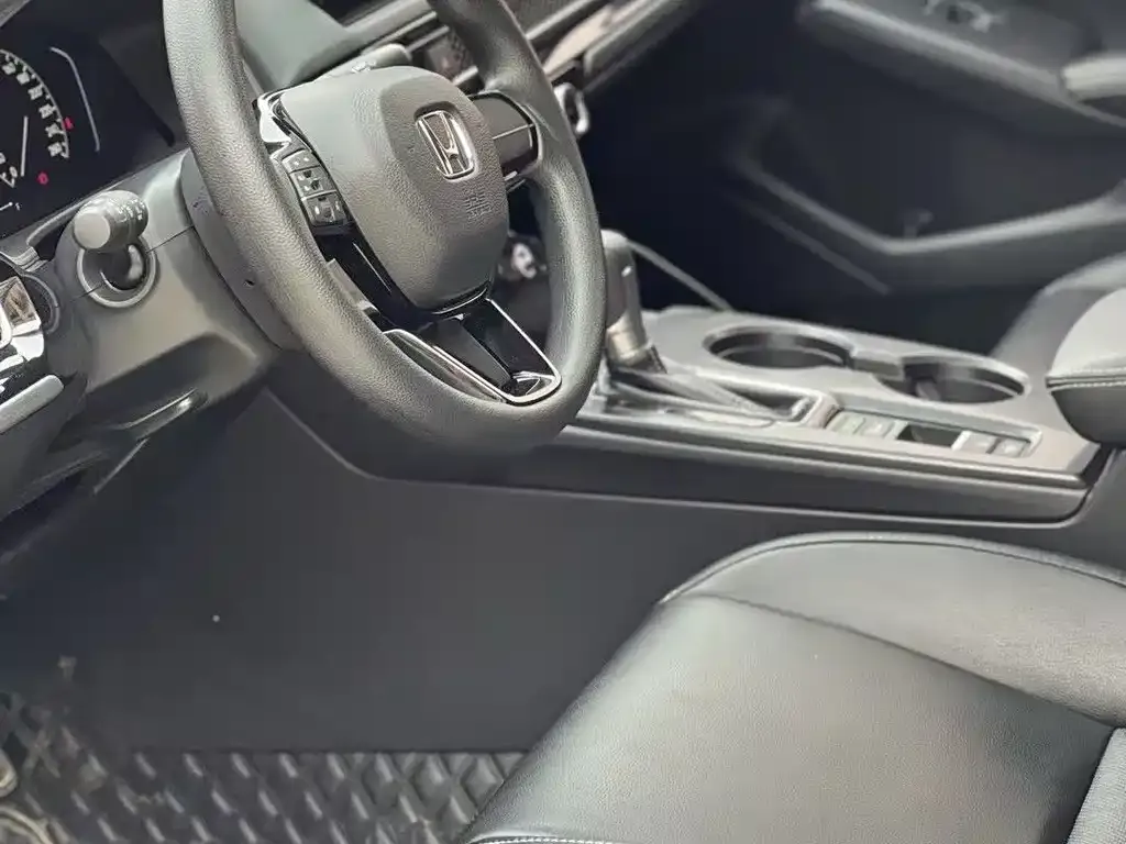 Honda Civic 2023 из CN, фото 9