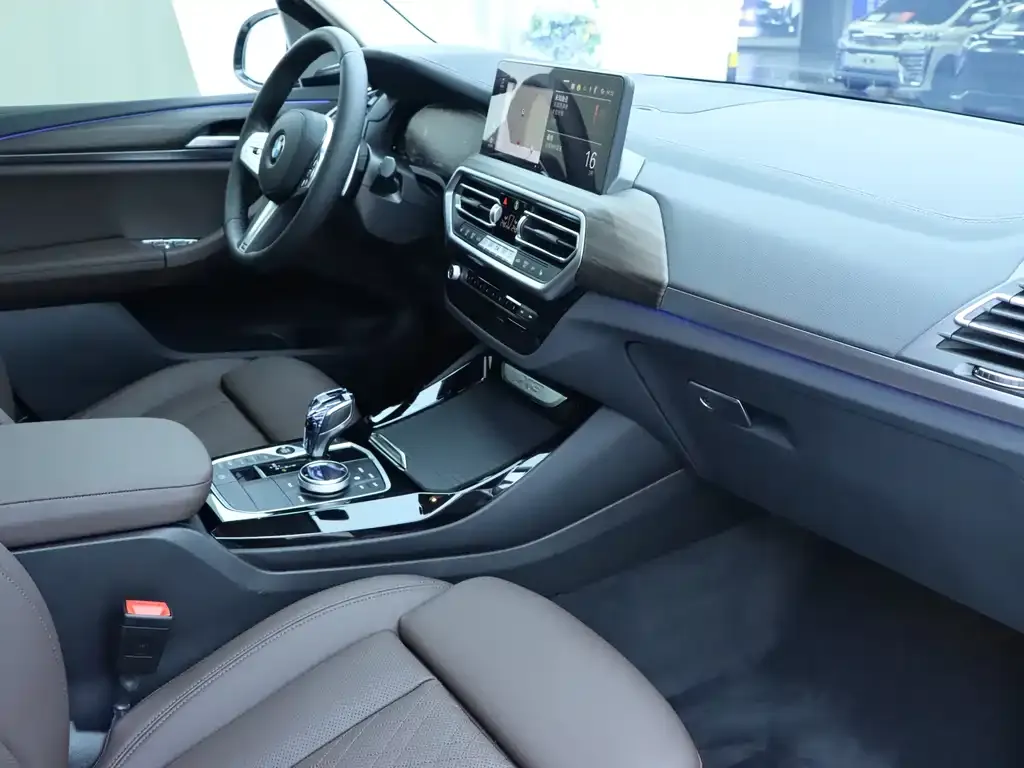 BMW X3 2024 из CN, фото 4