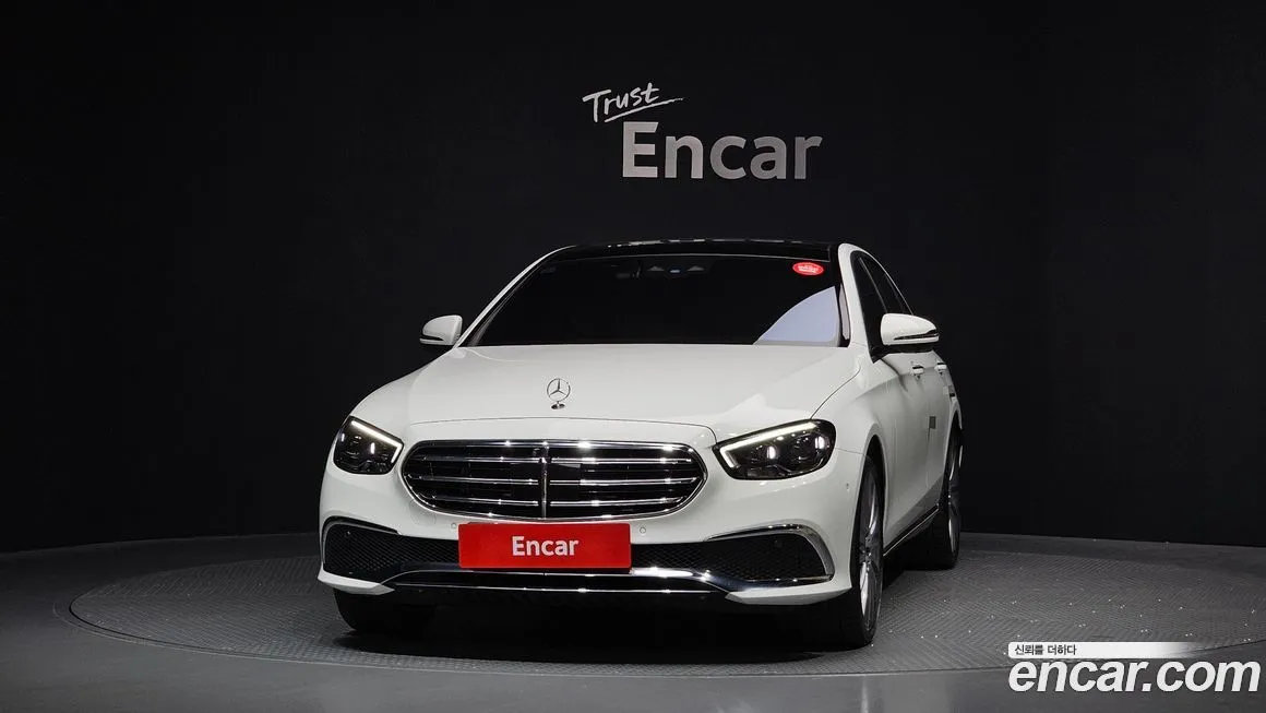 Mercedes-Benz E-Class — фото 5