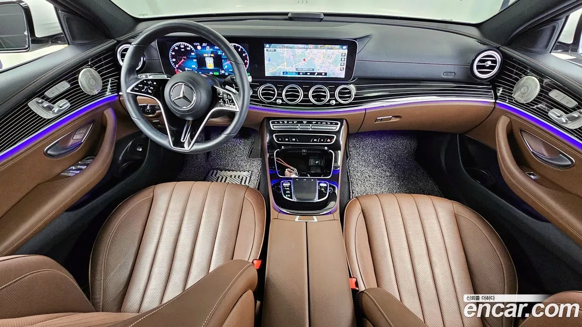 Mercedes-Benz E-Class — фото 10