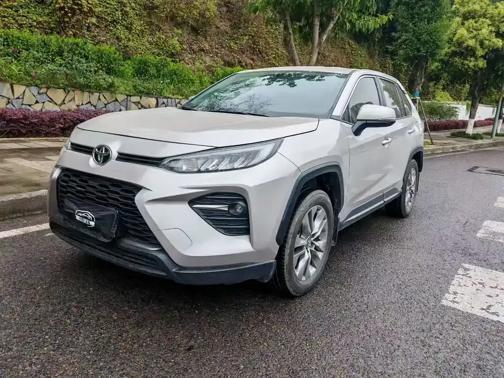 Toyota Wildlander 2023 из CN, фото 1