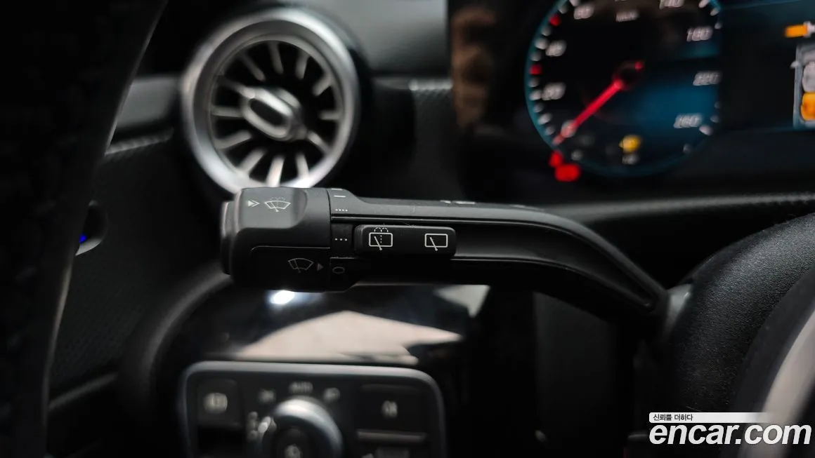 Mercedes-Benz A-Class 2021 из KR, фото 8