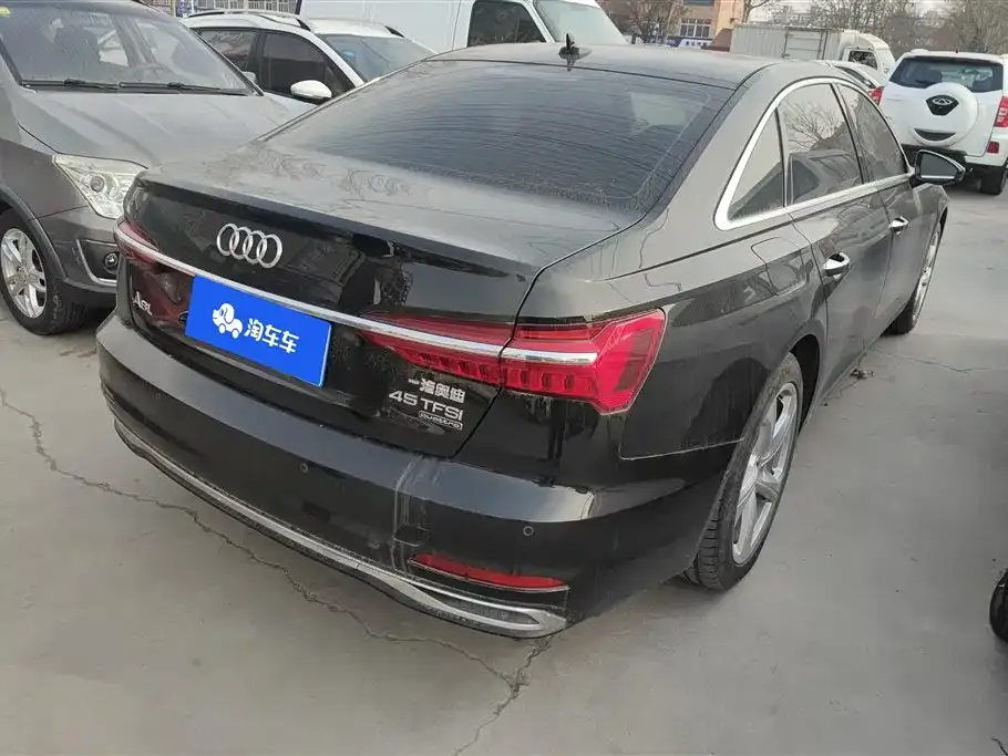 Audi A6L 2023 из CN, фото 5