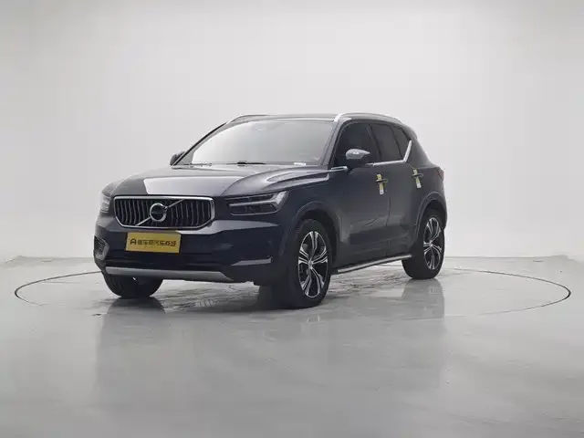 Volvo XC40 2022 из CN, фото 1