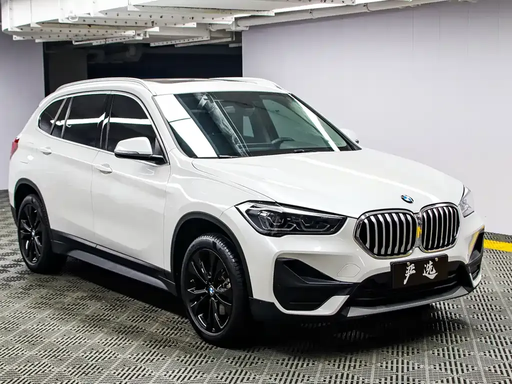 BMW X1 — фото 6