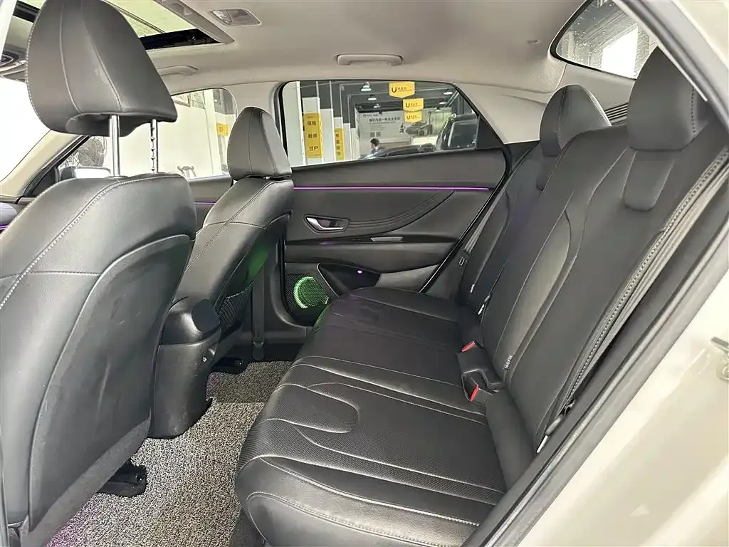 Hyundai Elantra 2021 из CN, фото 7