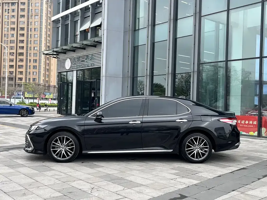 Toyota Camry 2024 из CN, фото 3