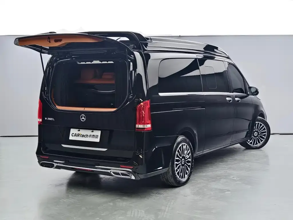 Mercedes-Benz V-Class 2024 из CN, фото 7
