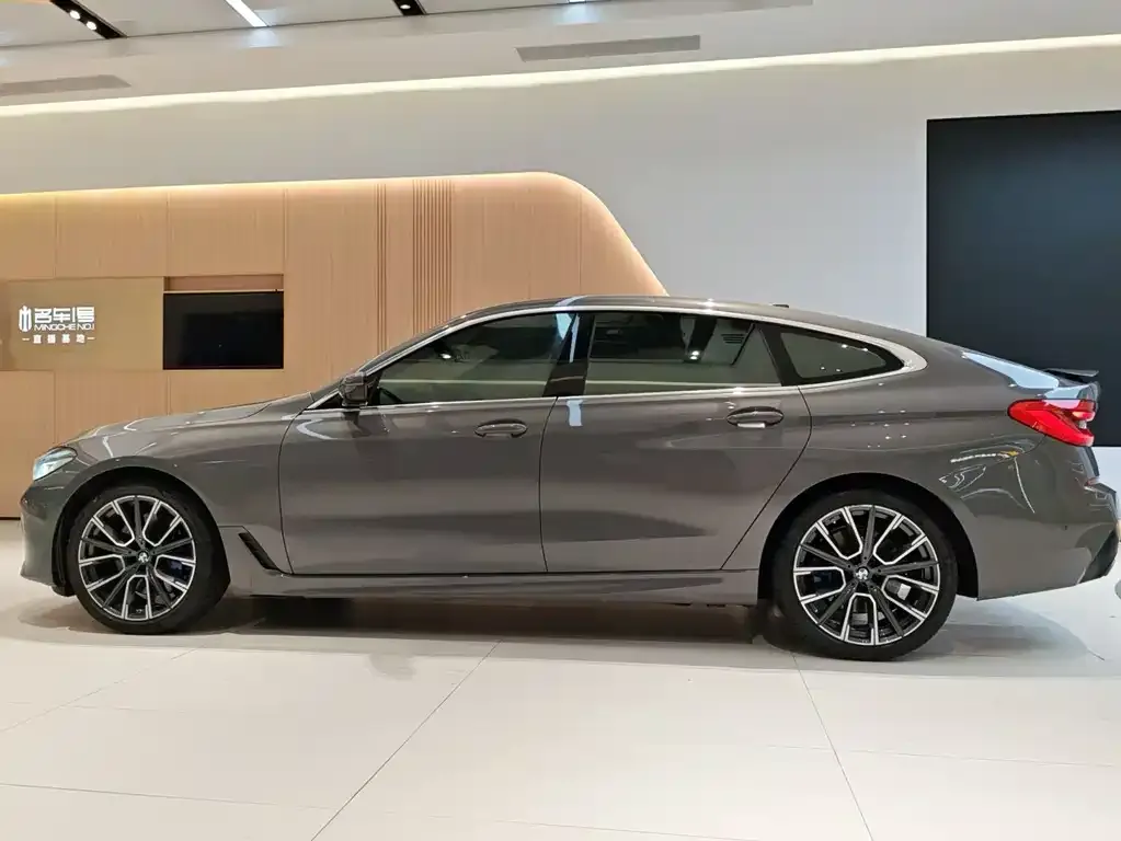BMW 6 Series GT 2022 из CN, фото 2