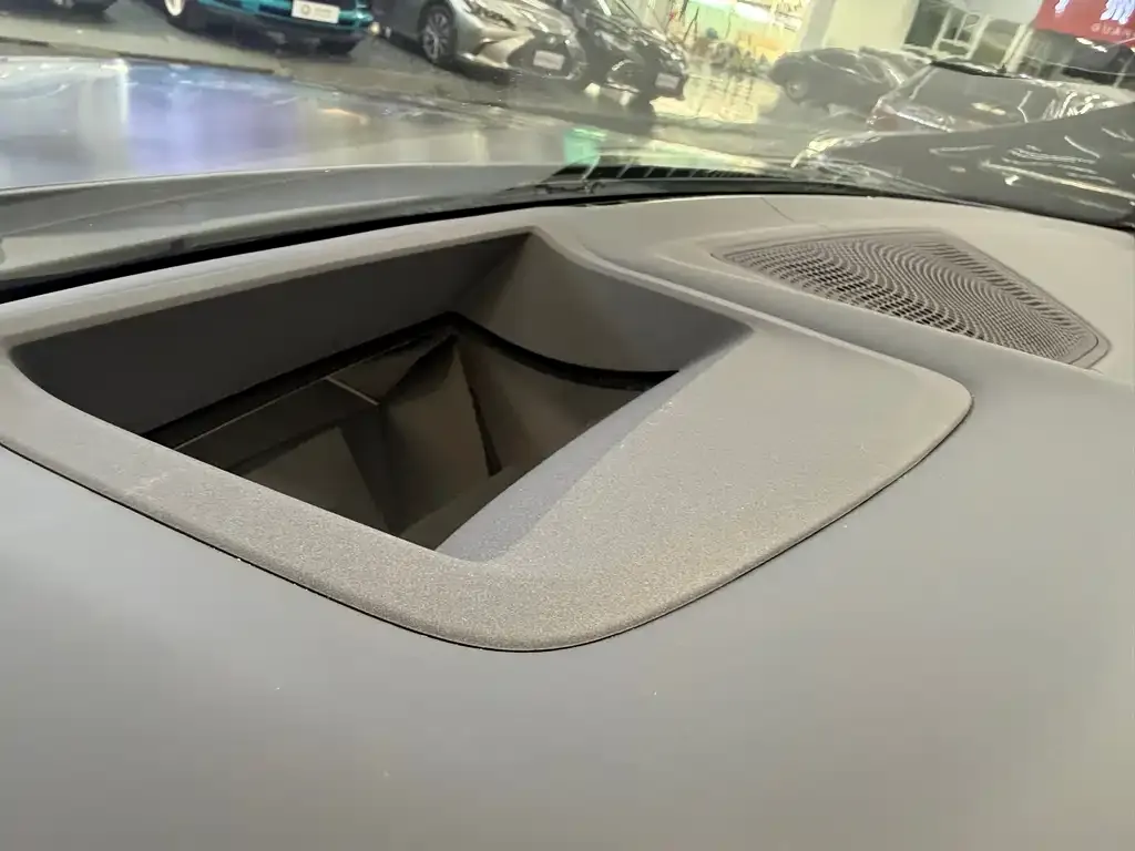 BMW X6 M 2021 из CN, фото 2