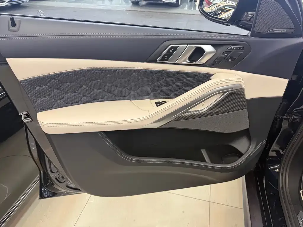 BMW X6 M 2021 из CN, фото 4