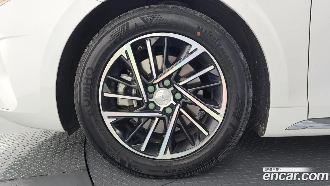 Hyundai Grandeur 2021 из KR, фото 4