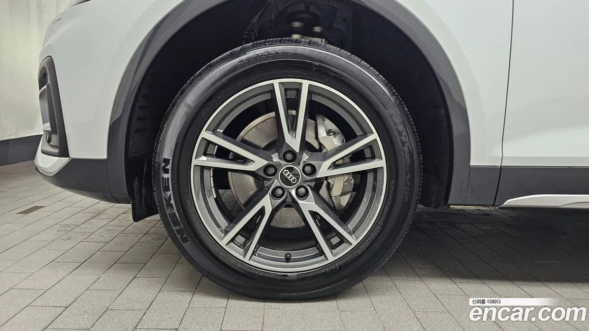 Audi Q5 2021 из KR, фото 8