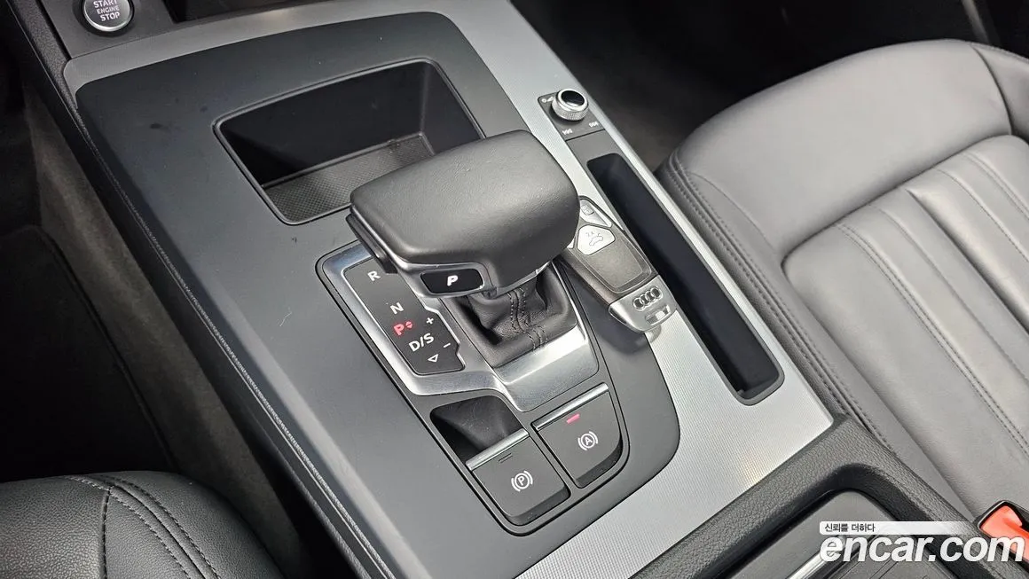 Audi Q5 2021 из KR, фото 9