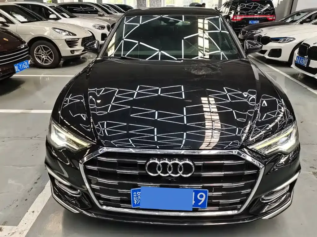 Audi A6L — фото 5