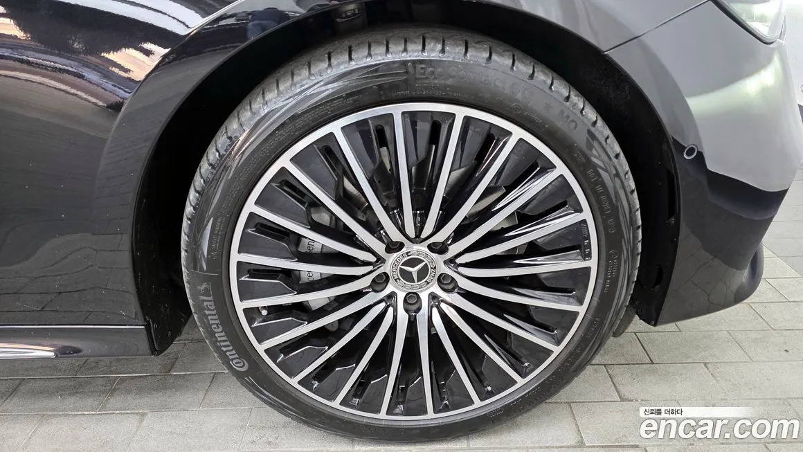 Mercedes-Benz E-Class 2024 из KR, фото 7