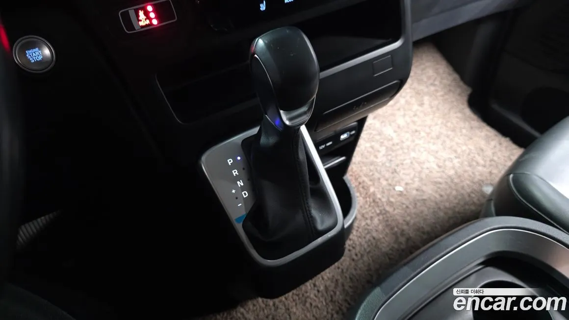 Hyundai Staria 2022 из KR, фото 2