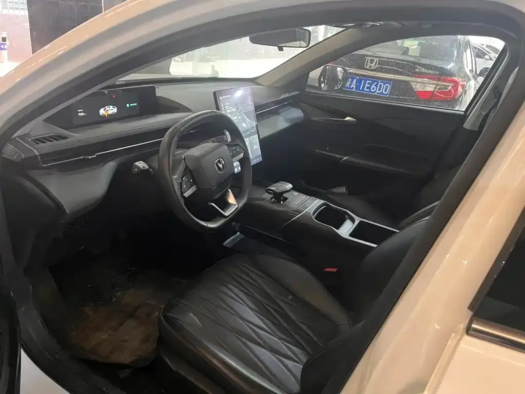 Changan Eado 2024 из CN, фото 10