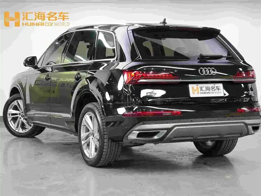 Audi Q7 — фото 6