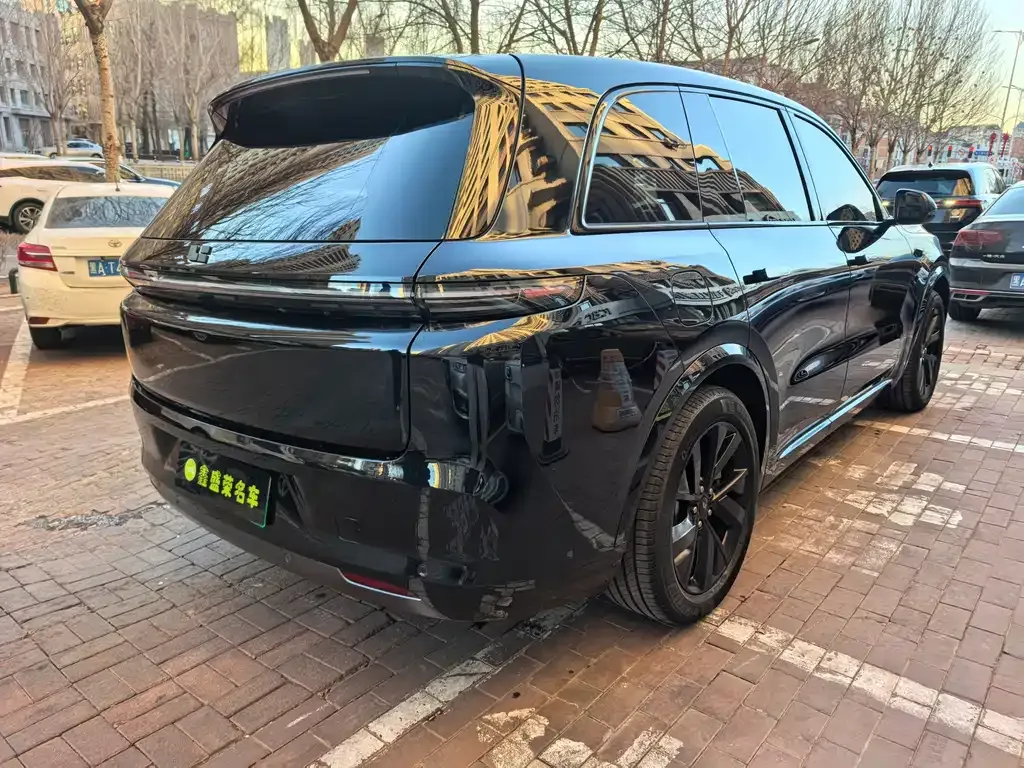 Li Auto L8 2023 из CN, фото 3