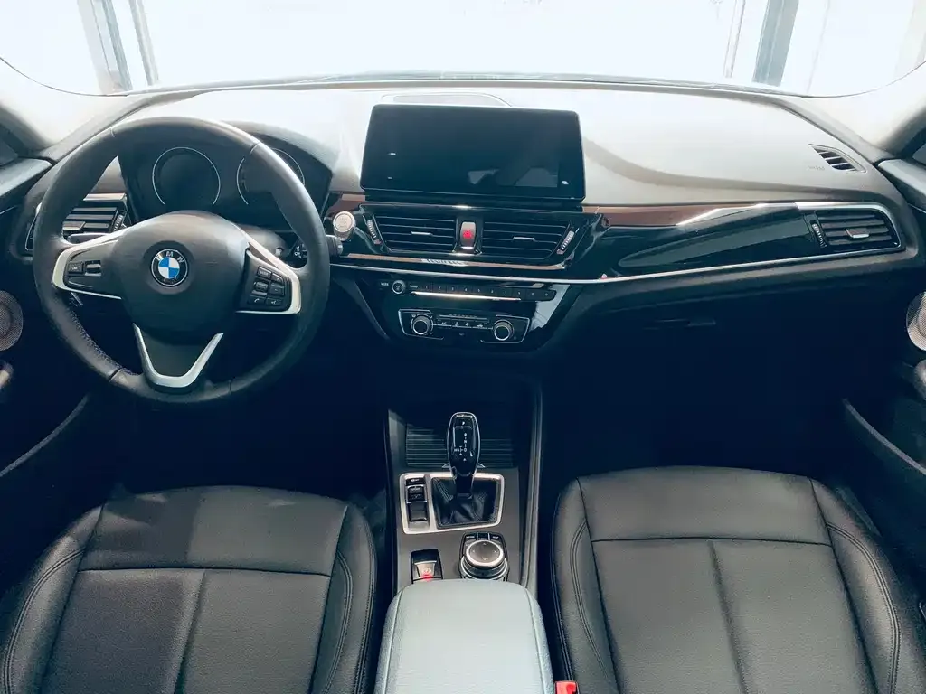 BMW 1 Series 2022 из CN, фото 9