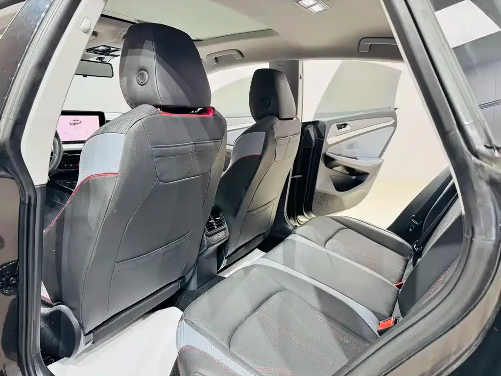 Volkswagen Lamando 2022 из CN, фото 6