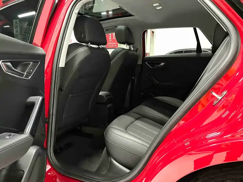 Audi Q2L 2022 из CN, фото 8