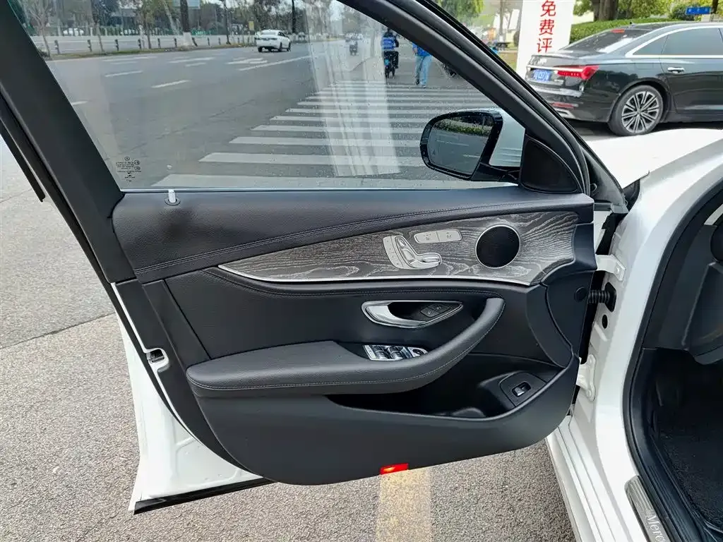 Mercedes-Benz E-Class 2021 из CN, фото 6