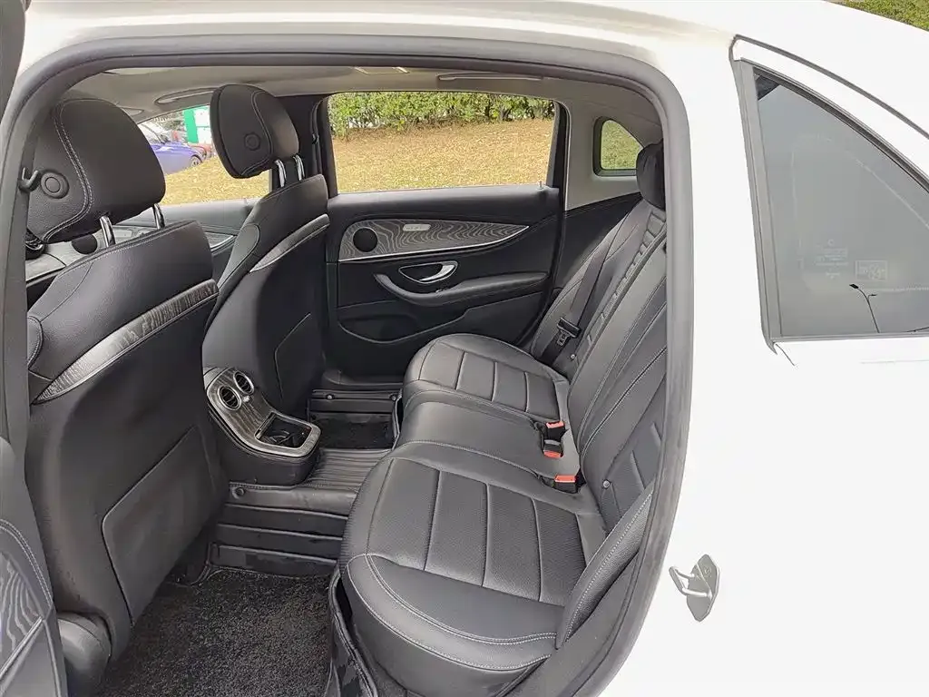 Mercedes-Benz E-Class 2021 из CN, фото 3